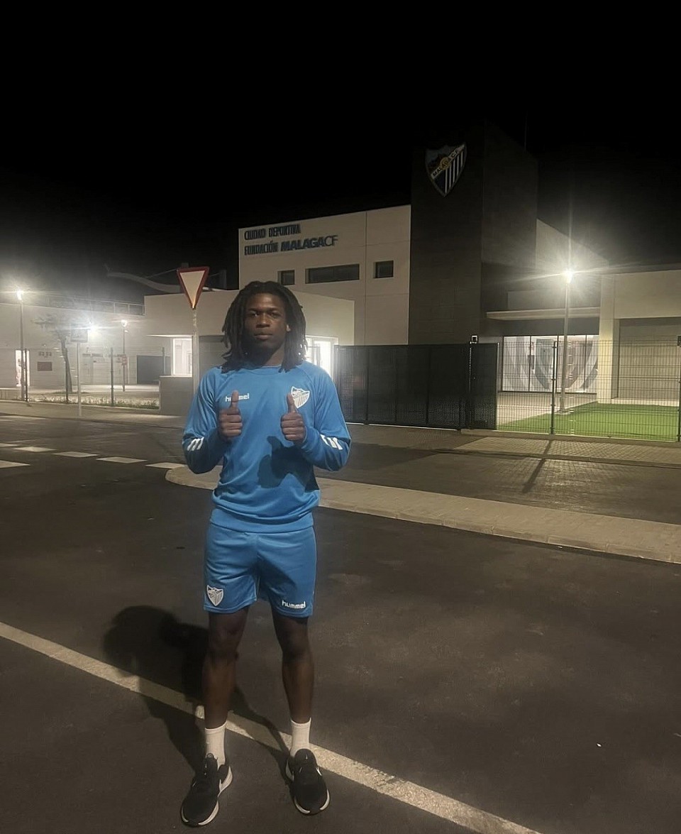 Dore Minga is ready to start his trial with Malaga U-23 club. We wish him good luck